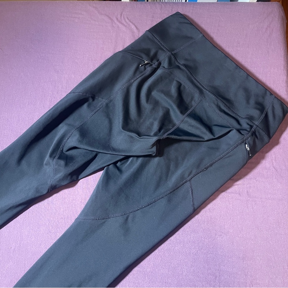 Athleta Contender Tight Leggings in black - Size Medium Zipper Pockets - Picture 6 of 7